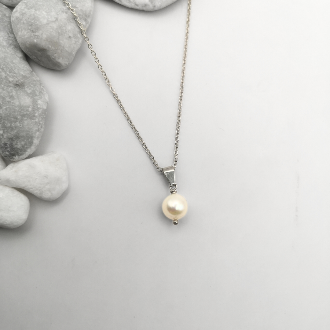 White Pearl Pendant Stainless steel Necklace