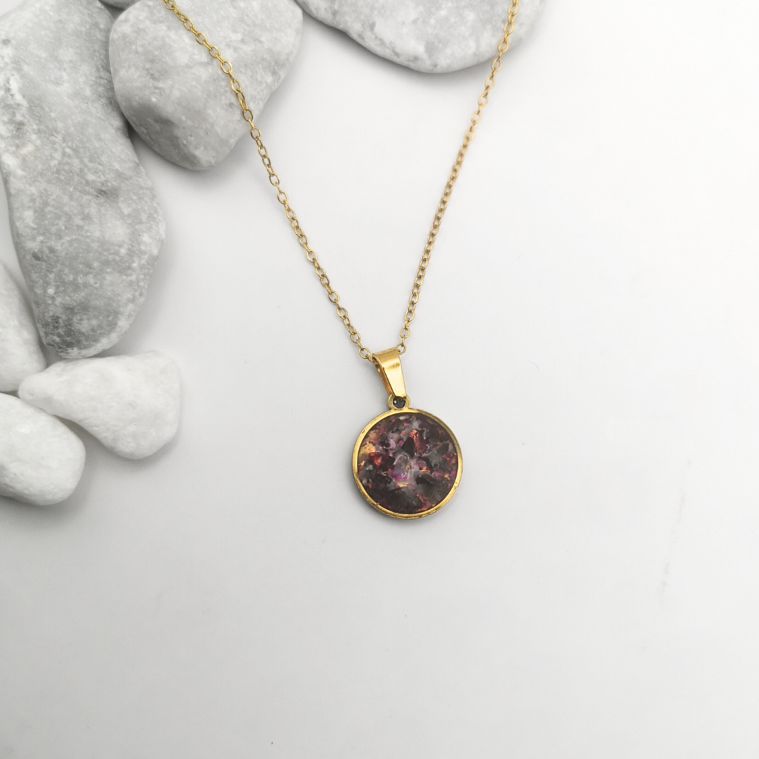 Crushed Red Agate Gold Plated Stainless Steel Pendant Necklace