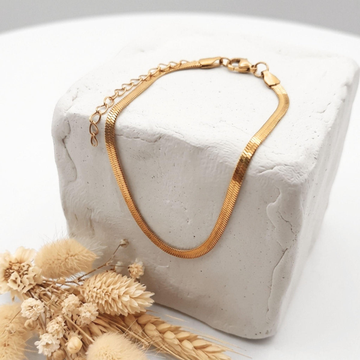 18k-Gold-Plated-Stainless-Steel-Herringbone-Bracelet_jpg - Kiooinsitu