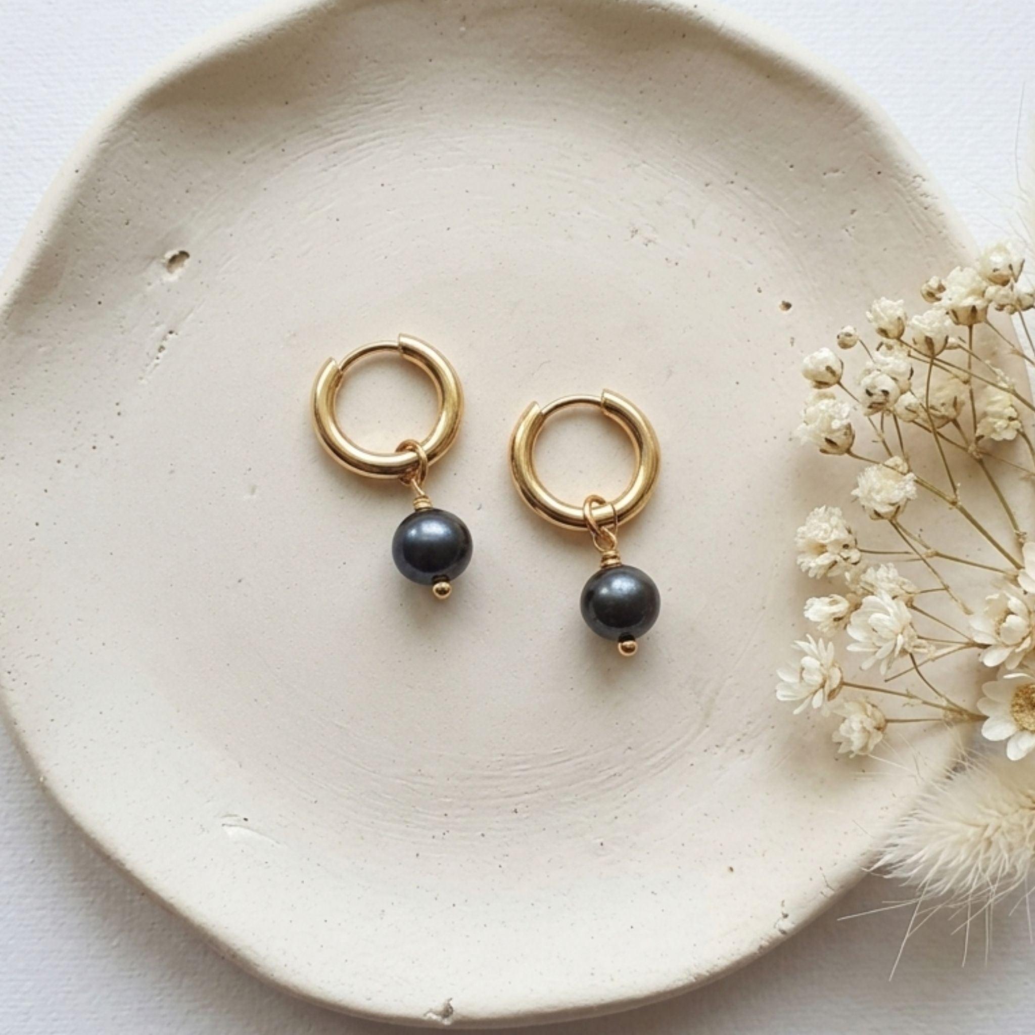 316L-gold-plated-stainless-steel-hoop-freshwater-pearl-earrings_jpg - Kiooinsitu