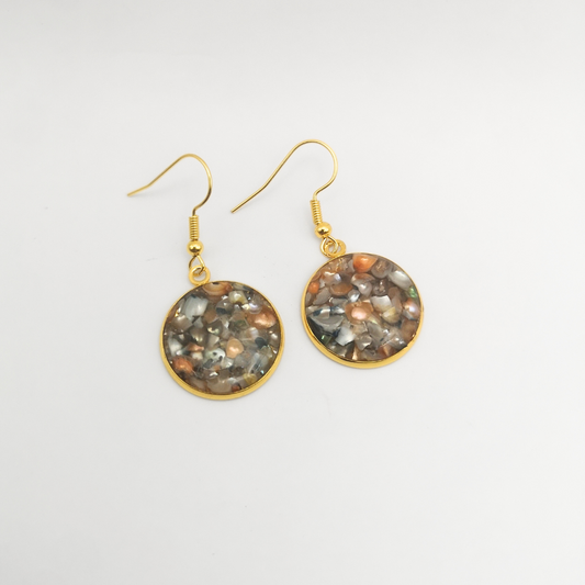 "Golden Shore" – Gold-Plated Drop Earrings with Crushed Freshwater Pearls