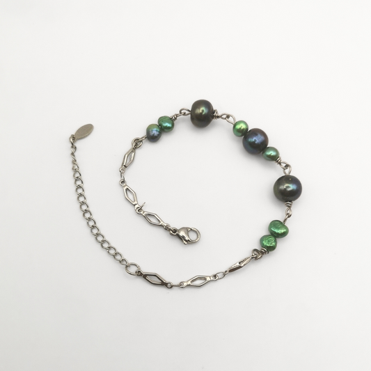 Green Freshwater Pearl Bracelet – Stainless Steel
