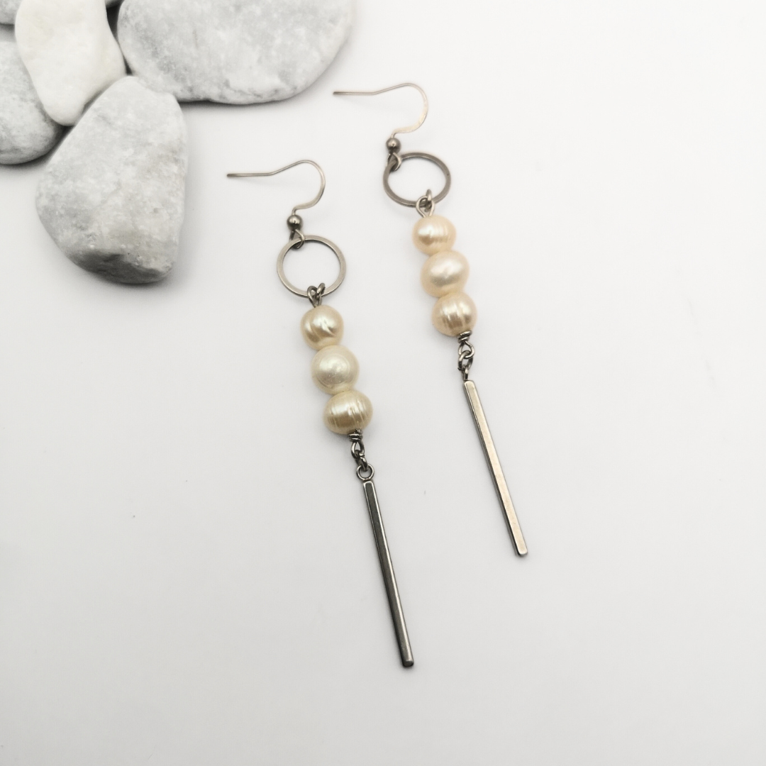Freshwater Pearl Stainless Steel Dangle Earrings - Kiooinsitu