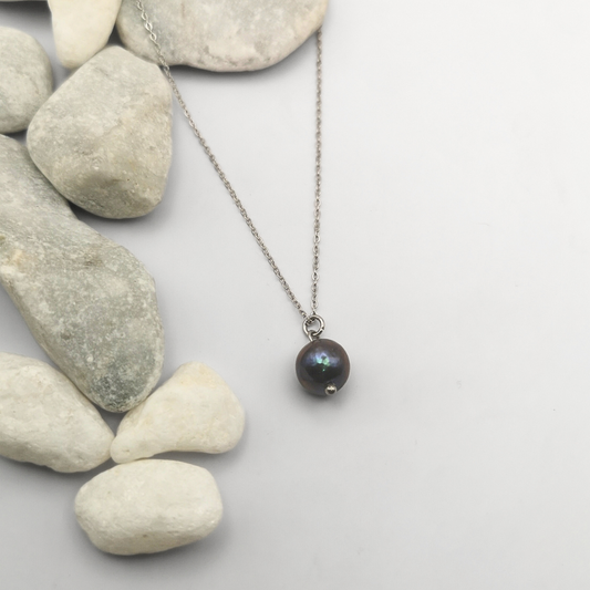 Dark Green Pearl Pendant Stainless Steel Necklace