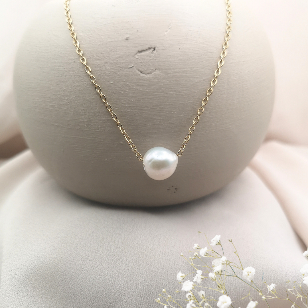  Floating White Freshwater Pearl Gold Plated Stainless Steel Necklace