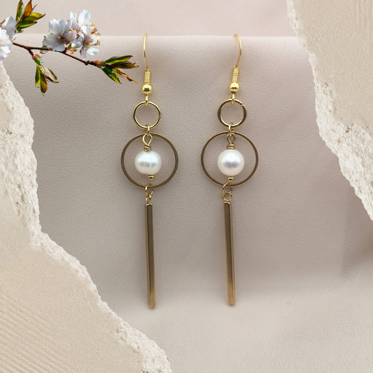 Gold Plated Dangle Earrings with Freshwater Pearls 