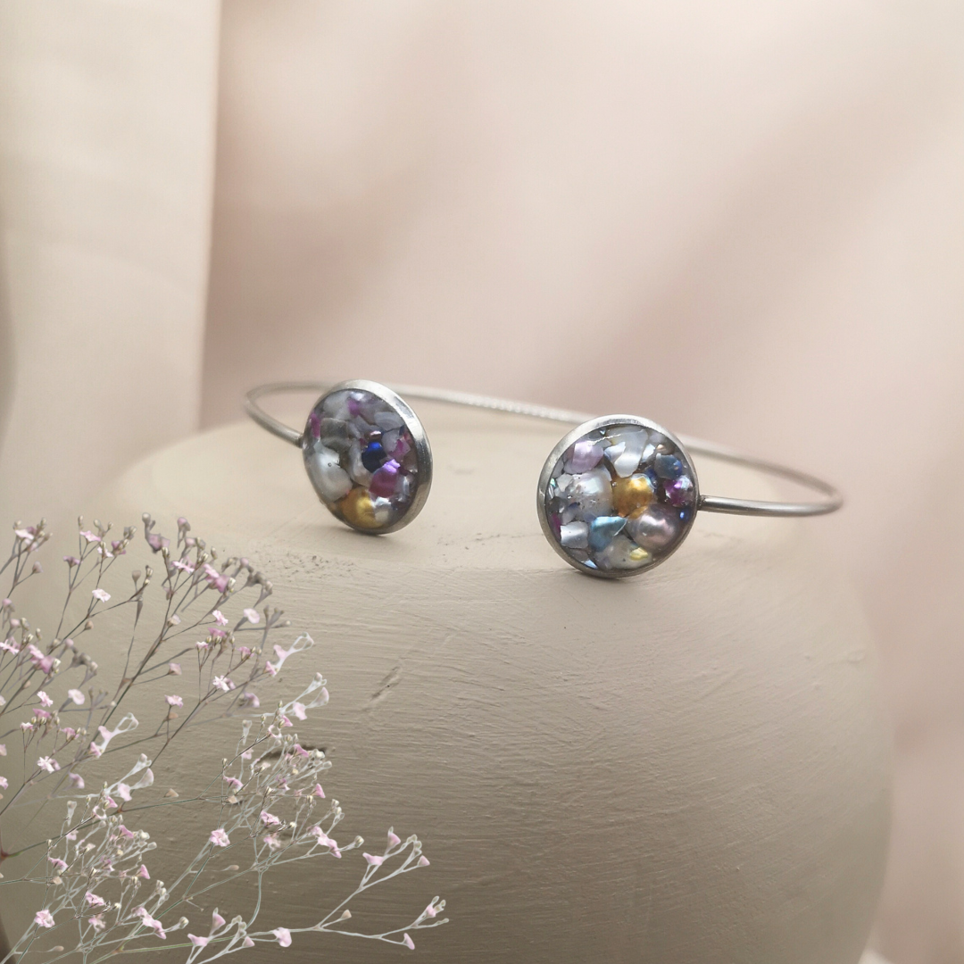 Inner Glow - Crushed Freshwater Pearls Stainless Steel Cuff Bangle - Kiooinsitu