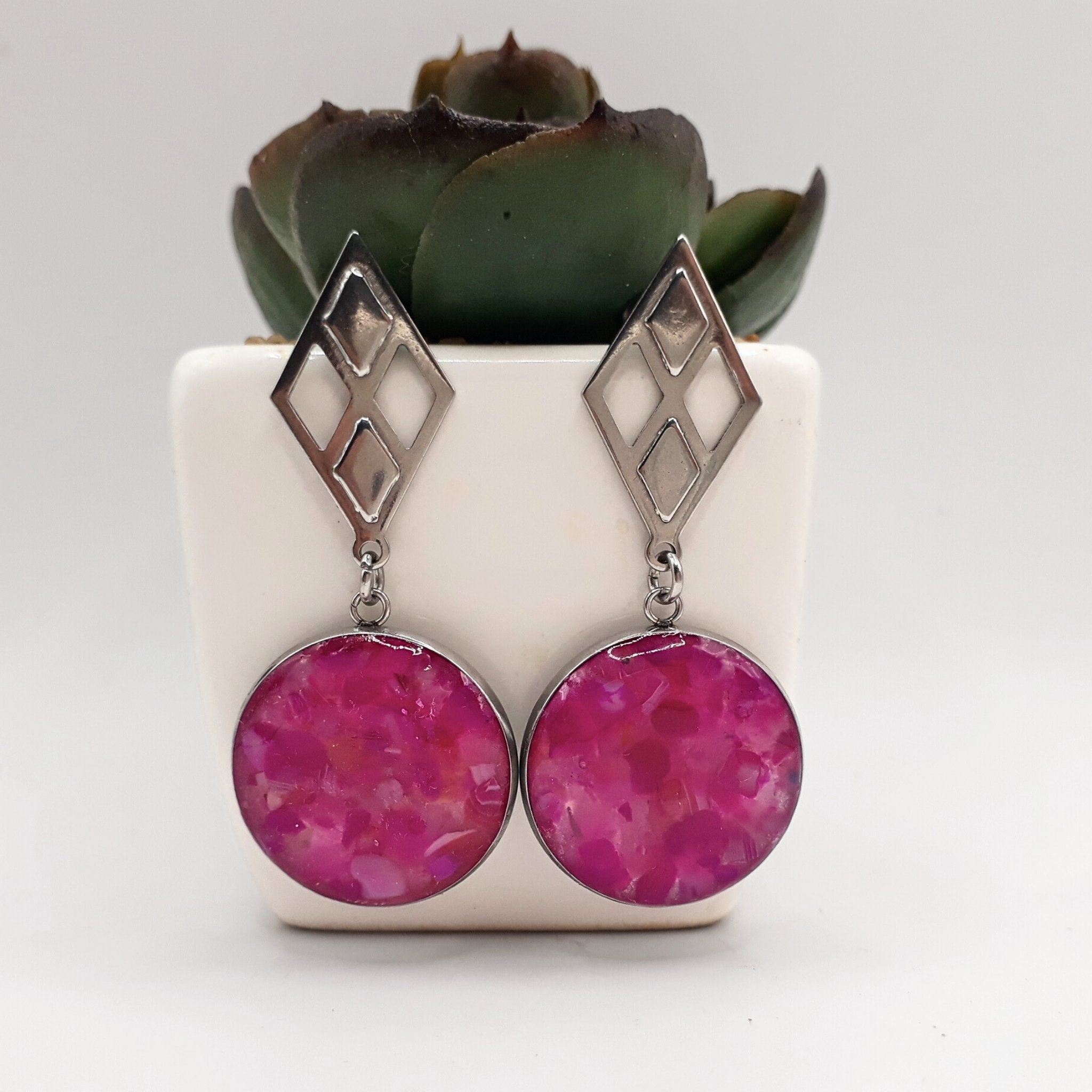 Crushed Pink Agate Drop Earrings - Kiooinsitu