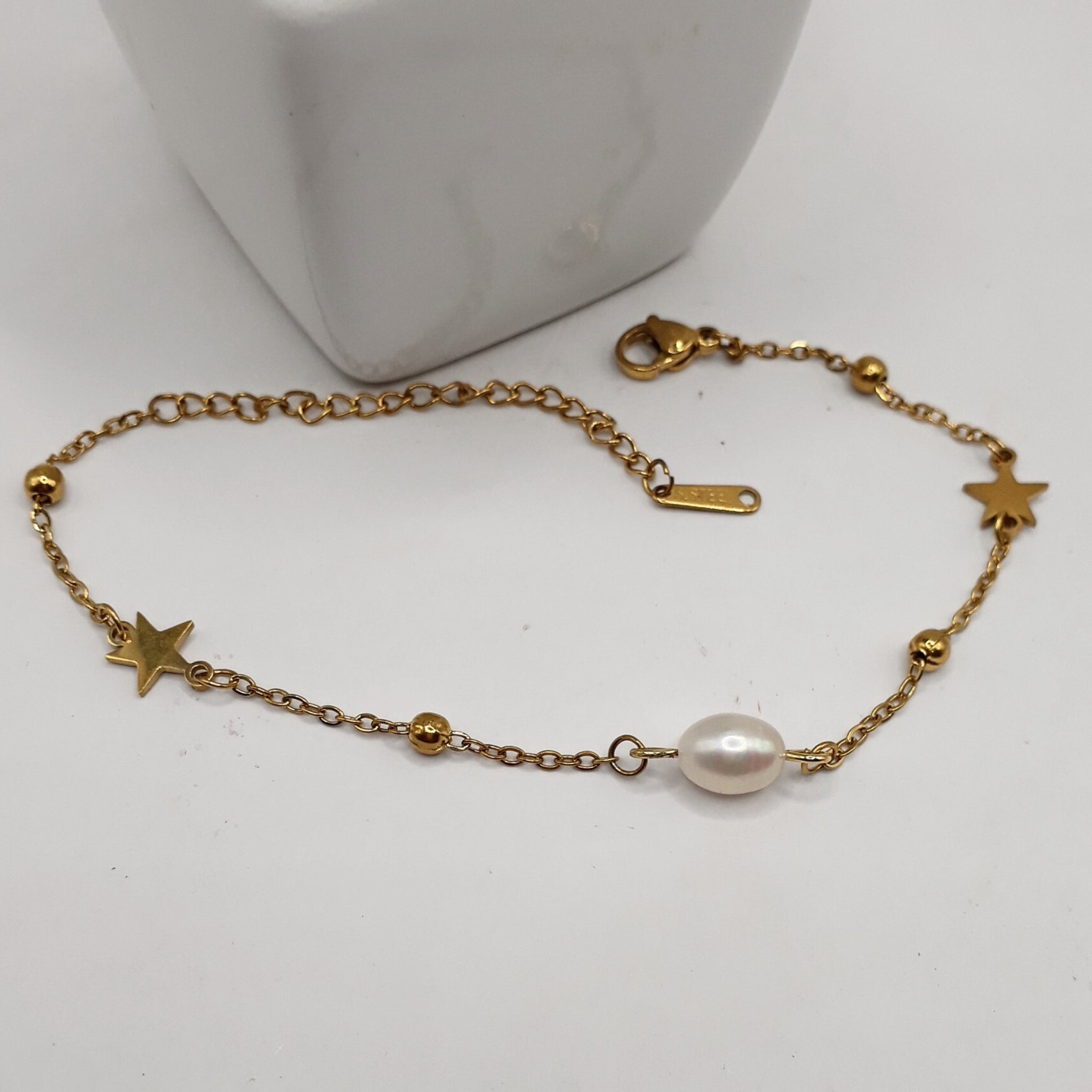 Gold Star Freshwater Pearl Bracelet - Kiooinsitu