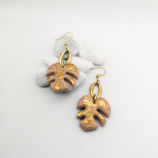 Petal shade – Polymer Clay Monstera Leaf Dangle Earrings