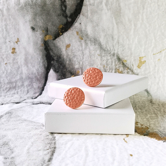 Explore your style with these handmade Polymer Clay Ear Studs. Each 16 mm stud offers lightweight comfort and is available in a charming Salm pink hue.