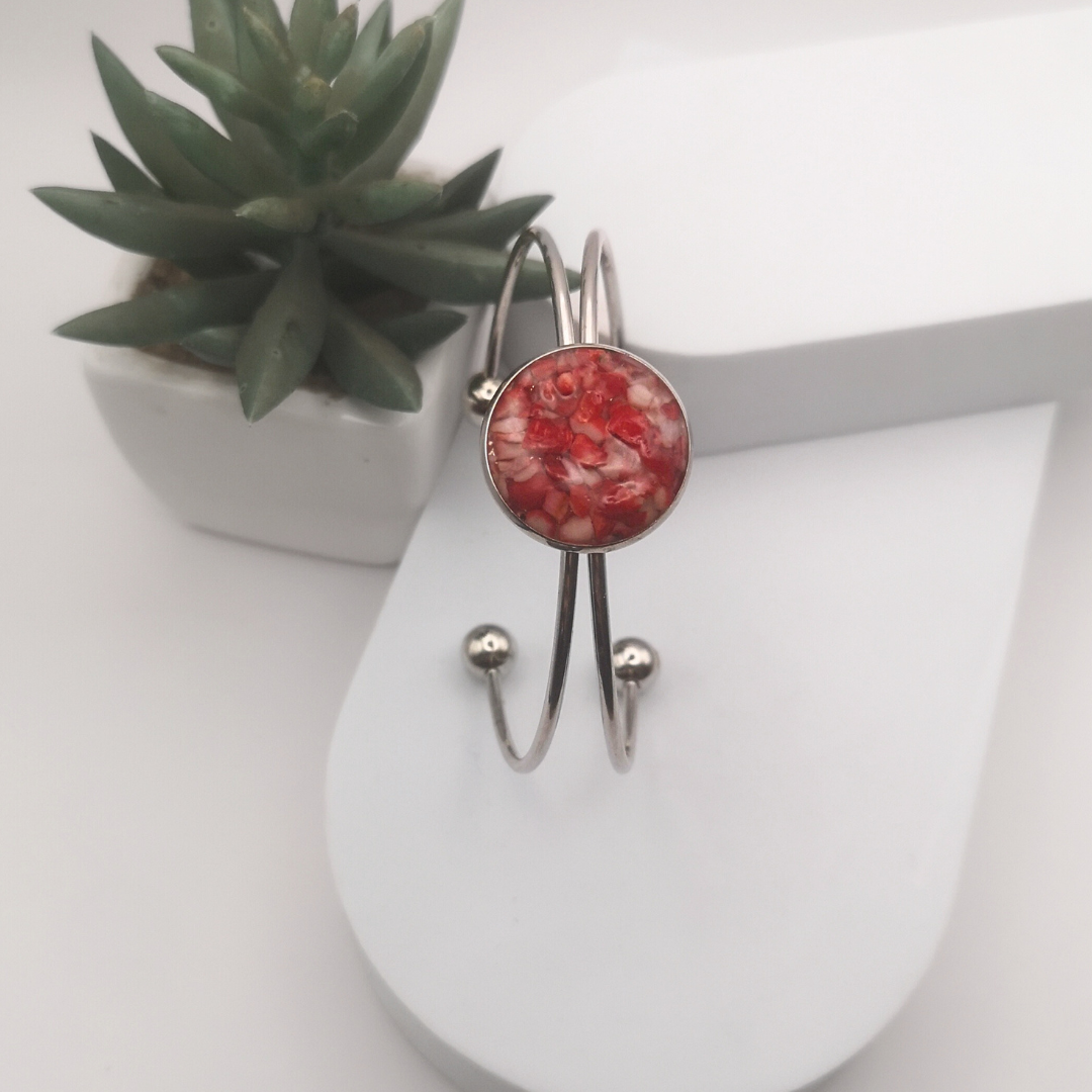 Crushed Red Coral Stainless Steel Cuff Bracelet - Kiooinsitu