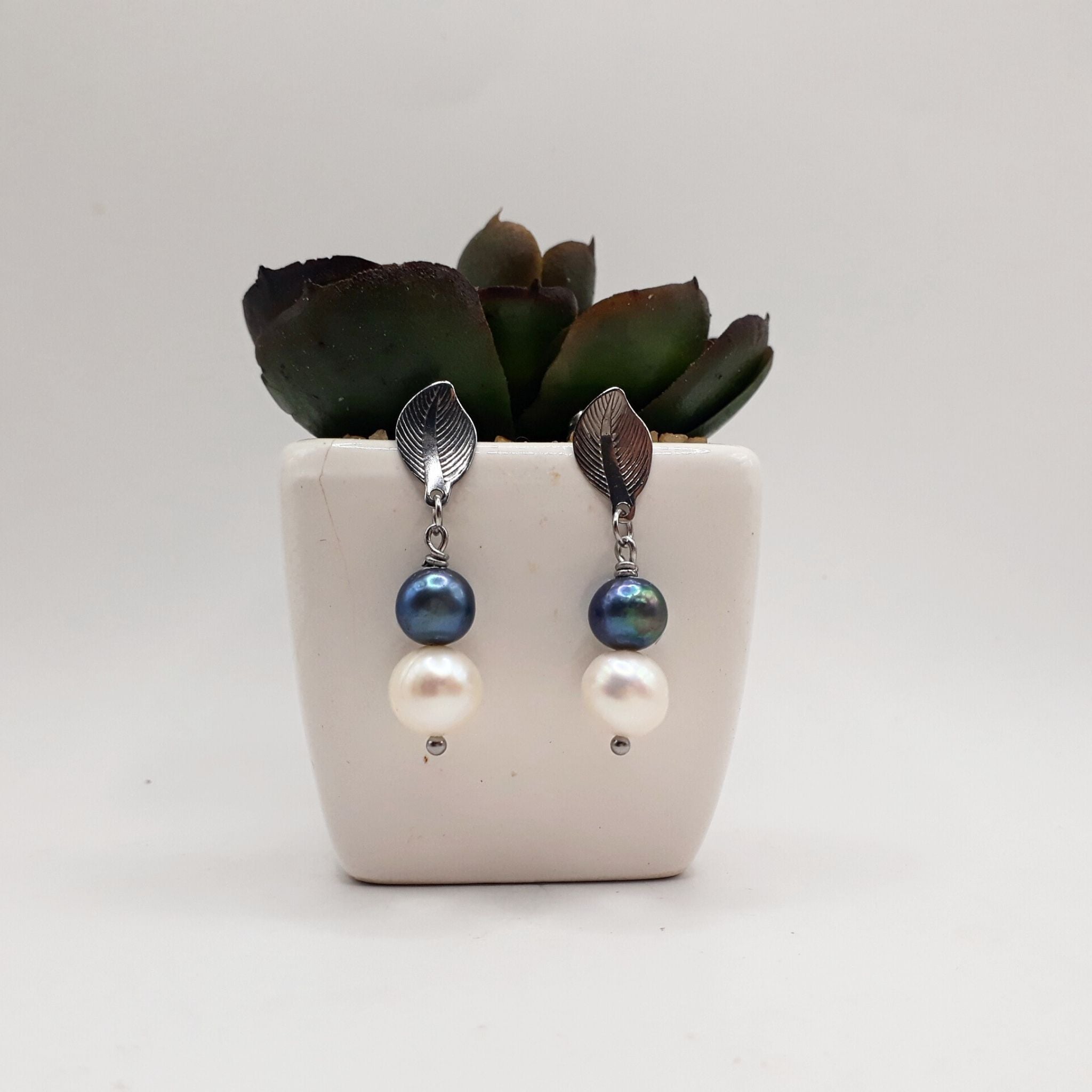 Freshwater Pearl Leaf Stud Earrings