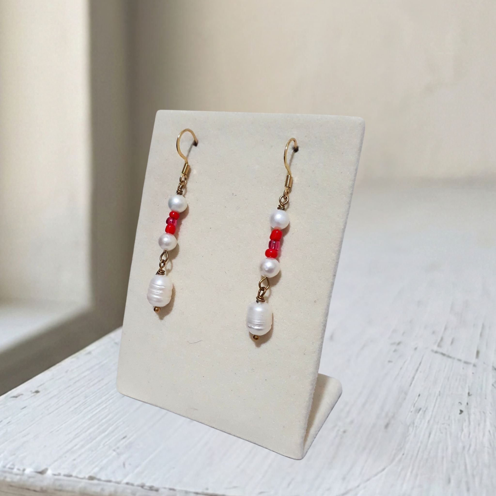 Gold plated stainless steel freshwater pearl red glass bead dangle earrings - Kiooinsitu