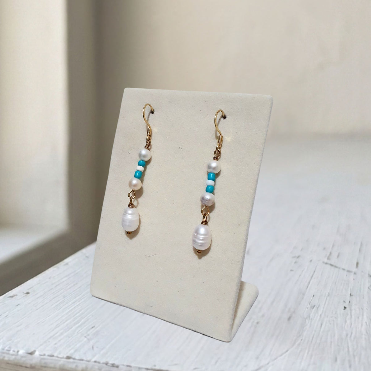 Gold plated stainless steel freshwater pearl turquoise and white bead dangle earrings - Kiooinsitu