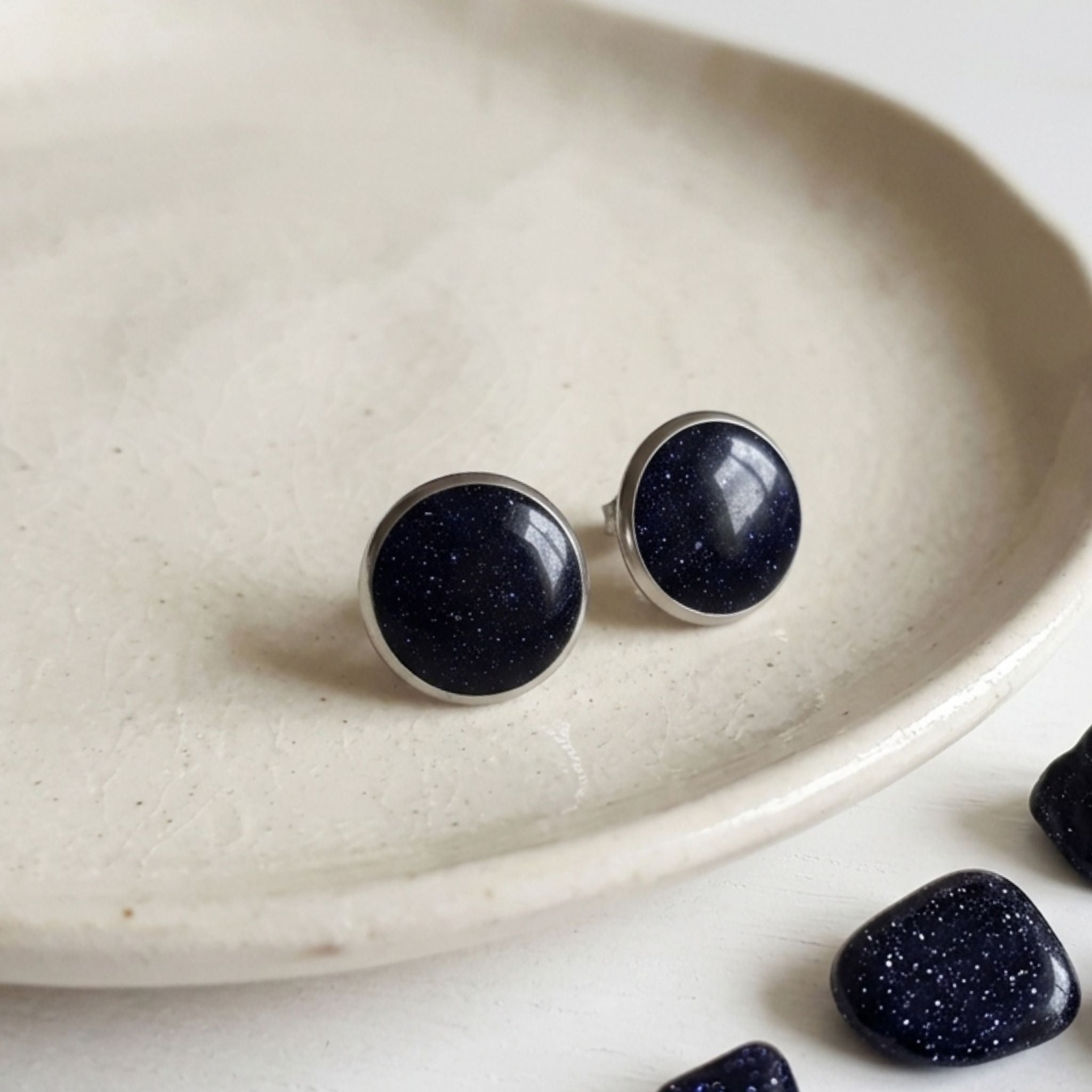 Handmade crushed starstone stainless steel ear studs – Kiooinsitu