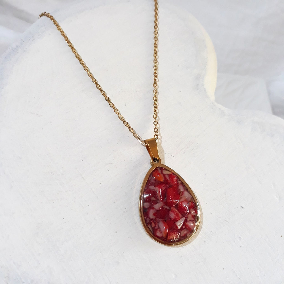 Red Coral Teardrop Pendant Necklace Gold-Plated Stainless Steel
