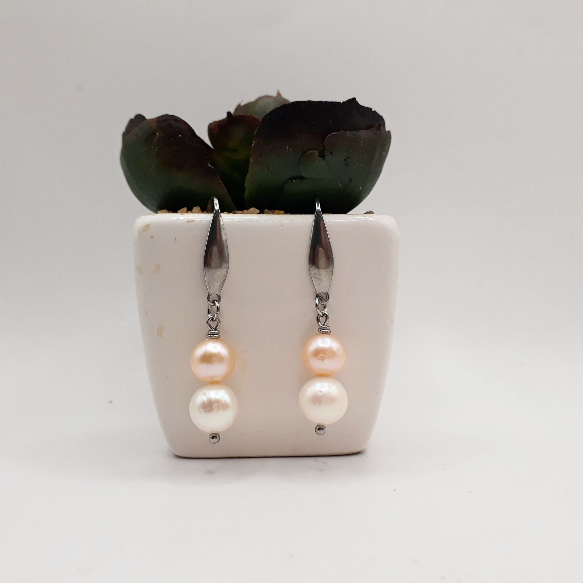 handmade freshwater pearl earrings