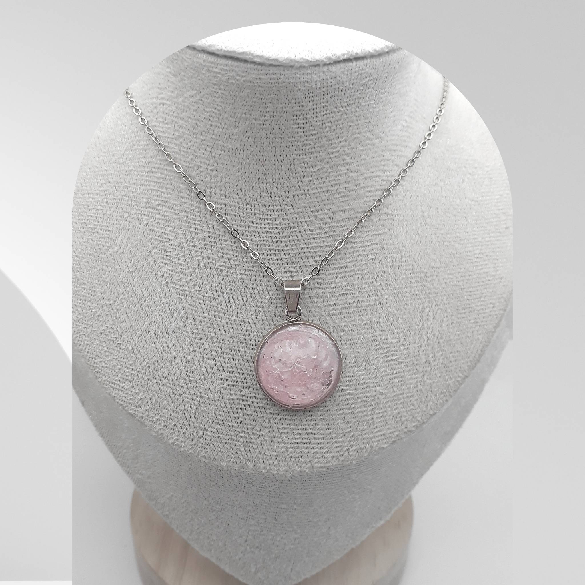 Handmade stainless steel necklace with 18mm dome rose quartz resin pendant