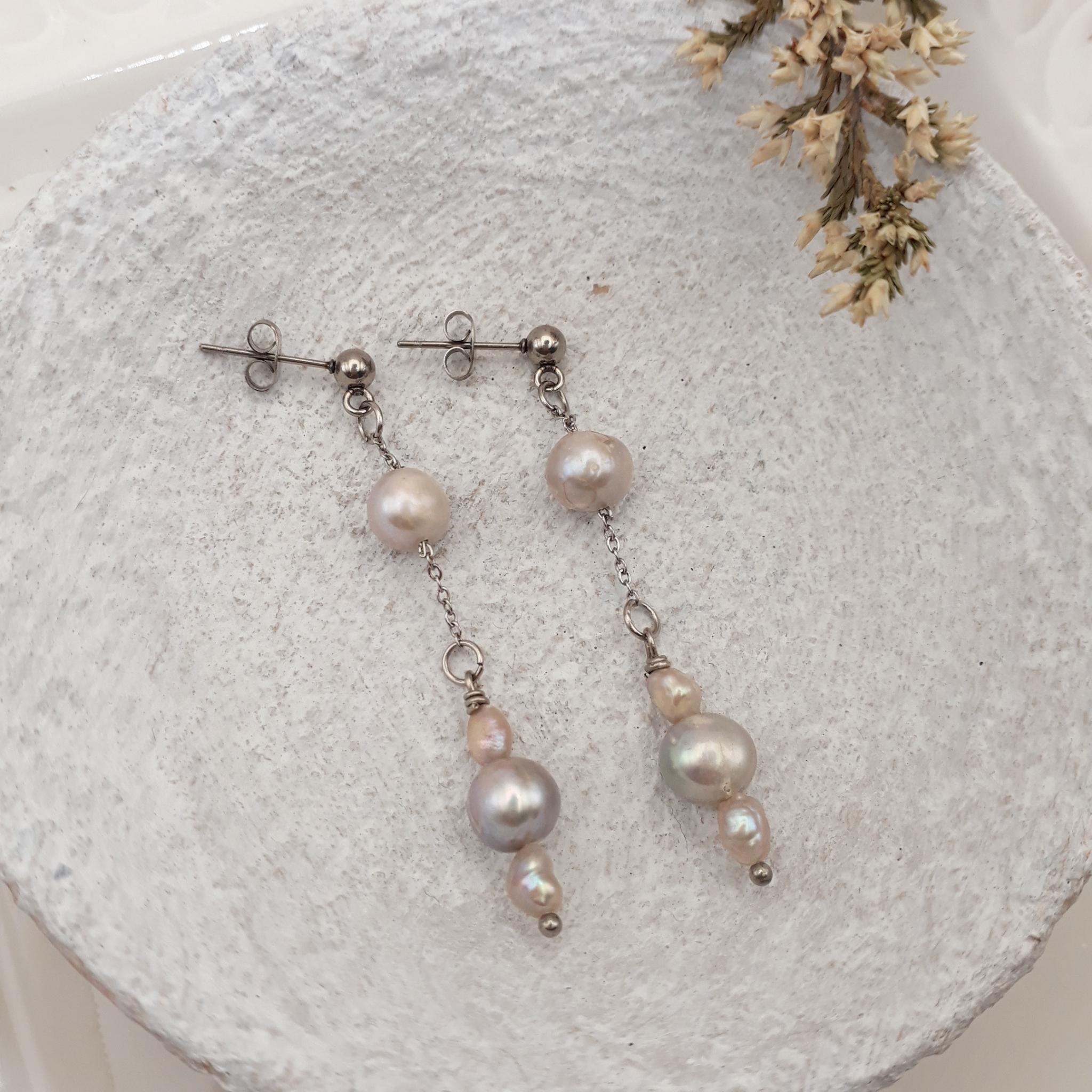 silver-freshwater-pearl-dangle-earrings_jpg - Kiooinsitu