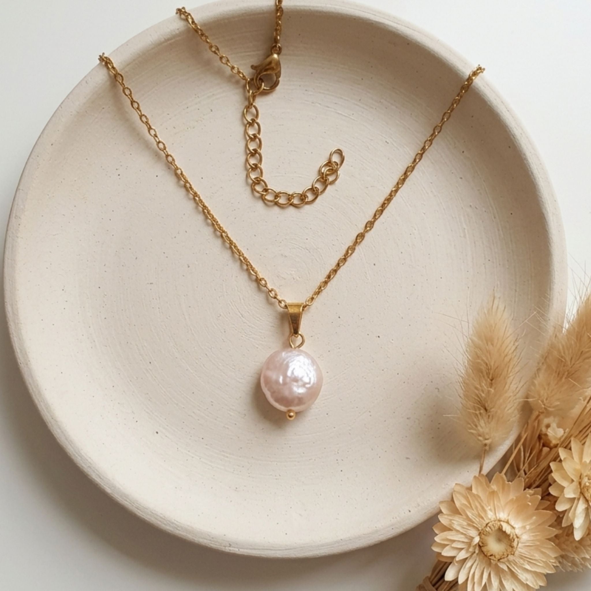 Soft pink 11mm coin freshwater pearl necklace with gold-plated stainless steel chain