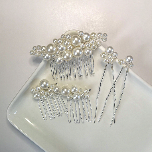 Geometric Imitation Pearls Comb Set